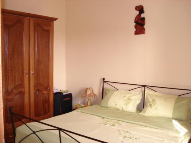 Delices Chez L'Habitant Diack Дакар Екстериор снимка
